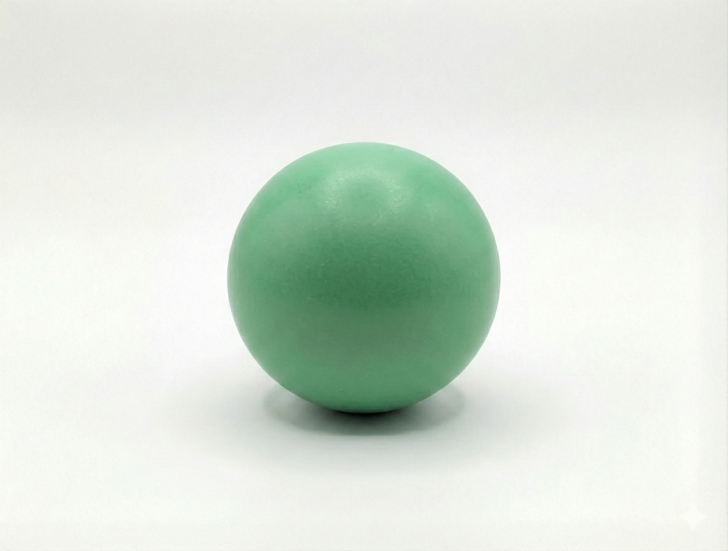 HELLGRÜNER GUMMIBALL